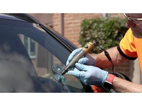 windscreen chip repair halfords
